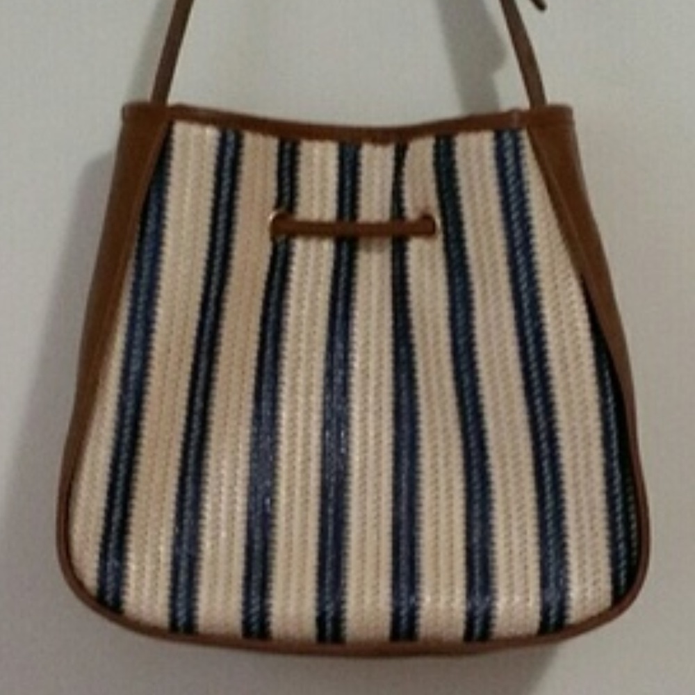 women shoulder bag Striped pattern woven straw